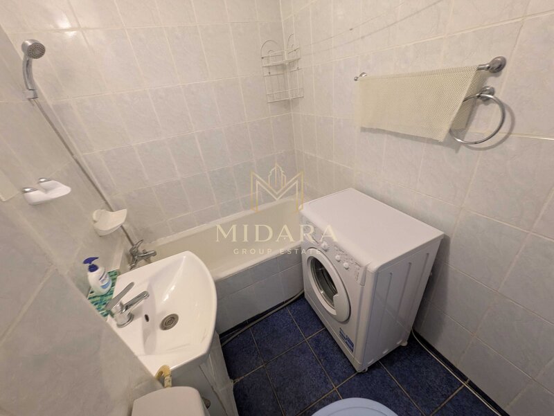 Garsoniera de inchiriat, mobilata, lift, 307 €/luna.